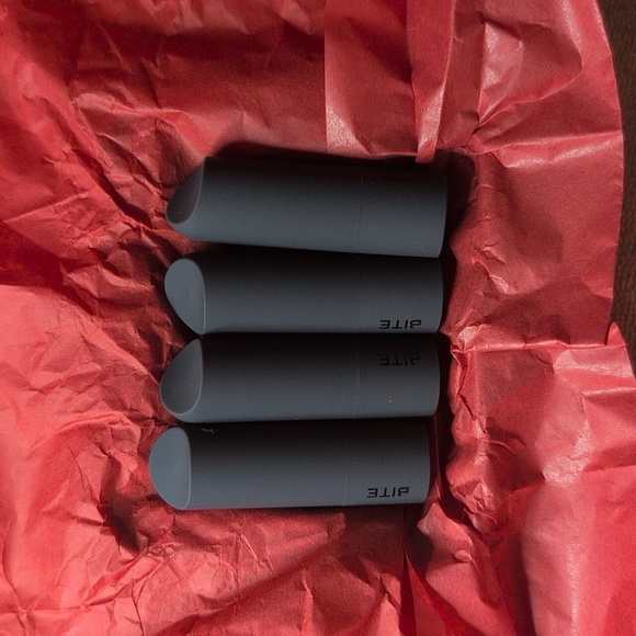 Bite Beauty | Bold Bites Mini Power Move Soft Matte Lipstick Set - Picture 4 of 9